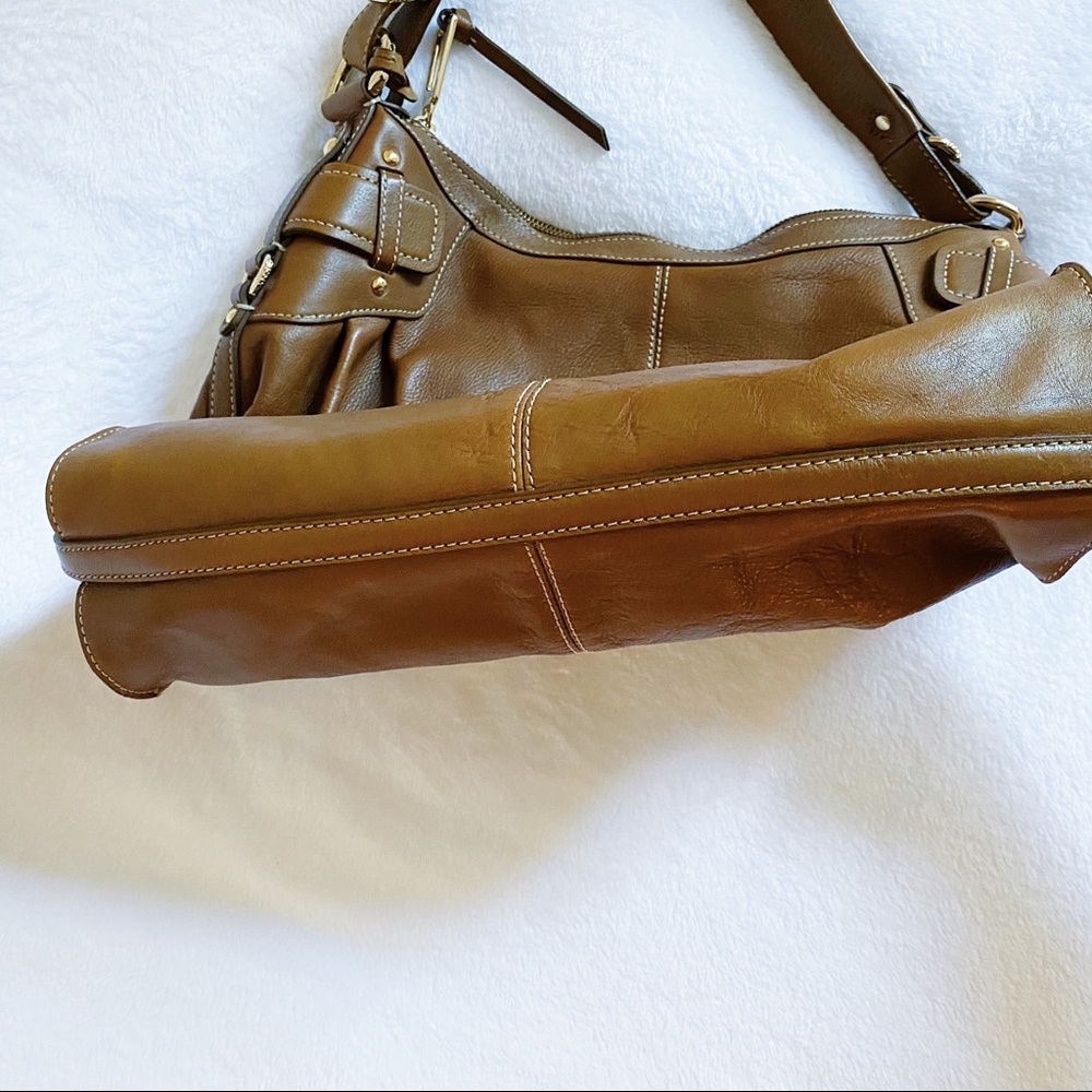 SOLD❌ DKNY Vintage Leather Shoulder Hobo Bag Brown - Picture 4 of 10